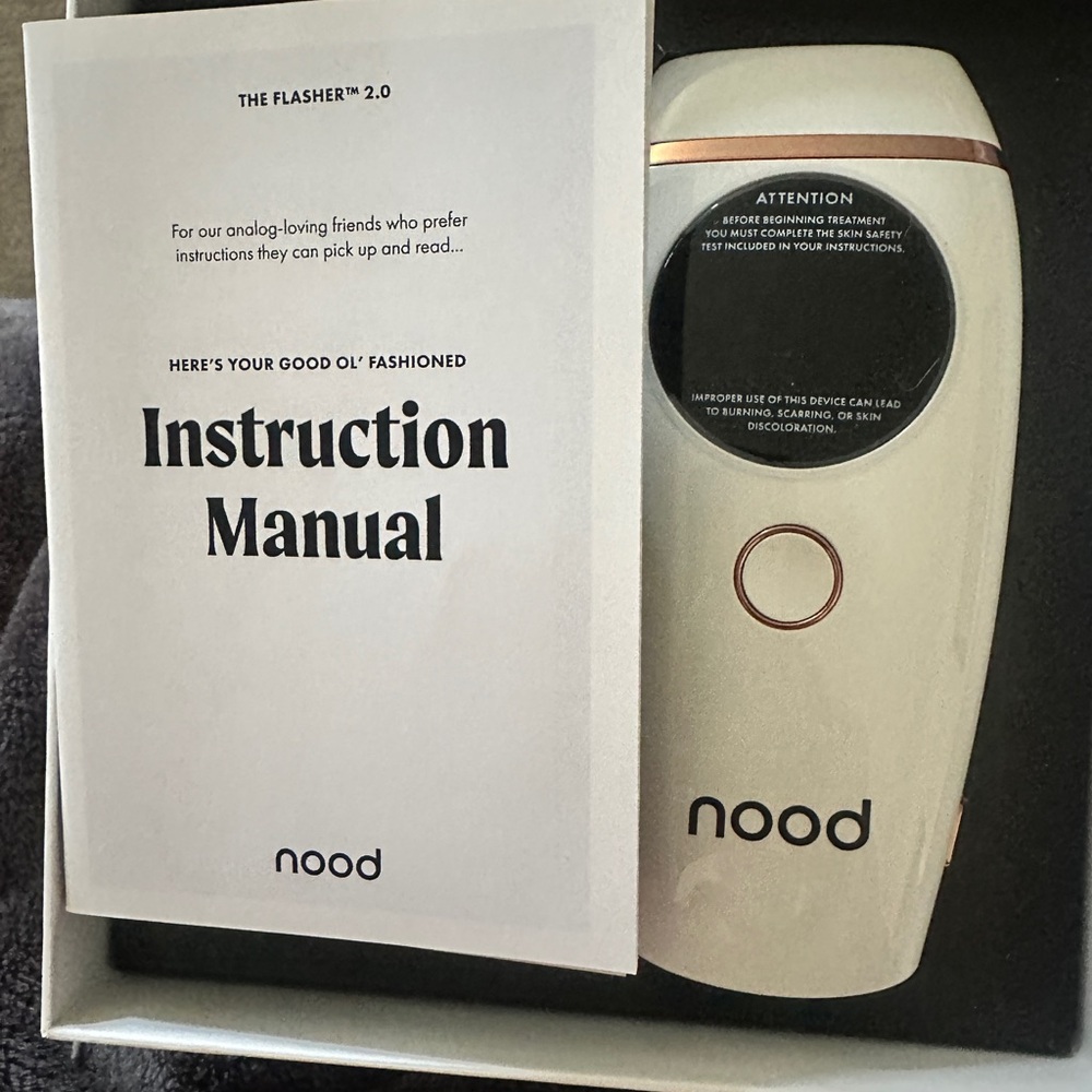 nood The Flasher 2.0 White & Rose Gold Home IPL Hair Removal Device